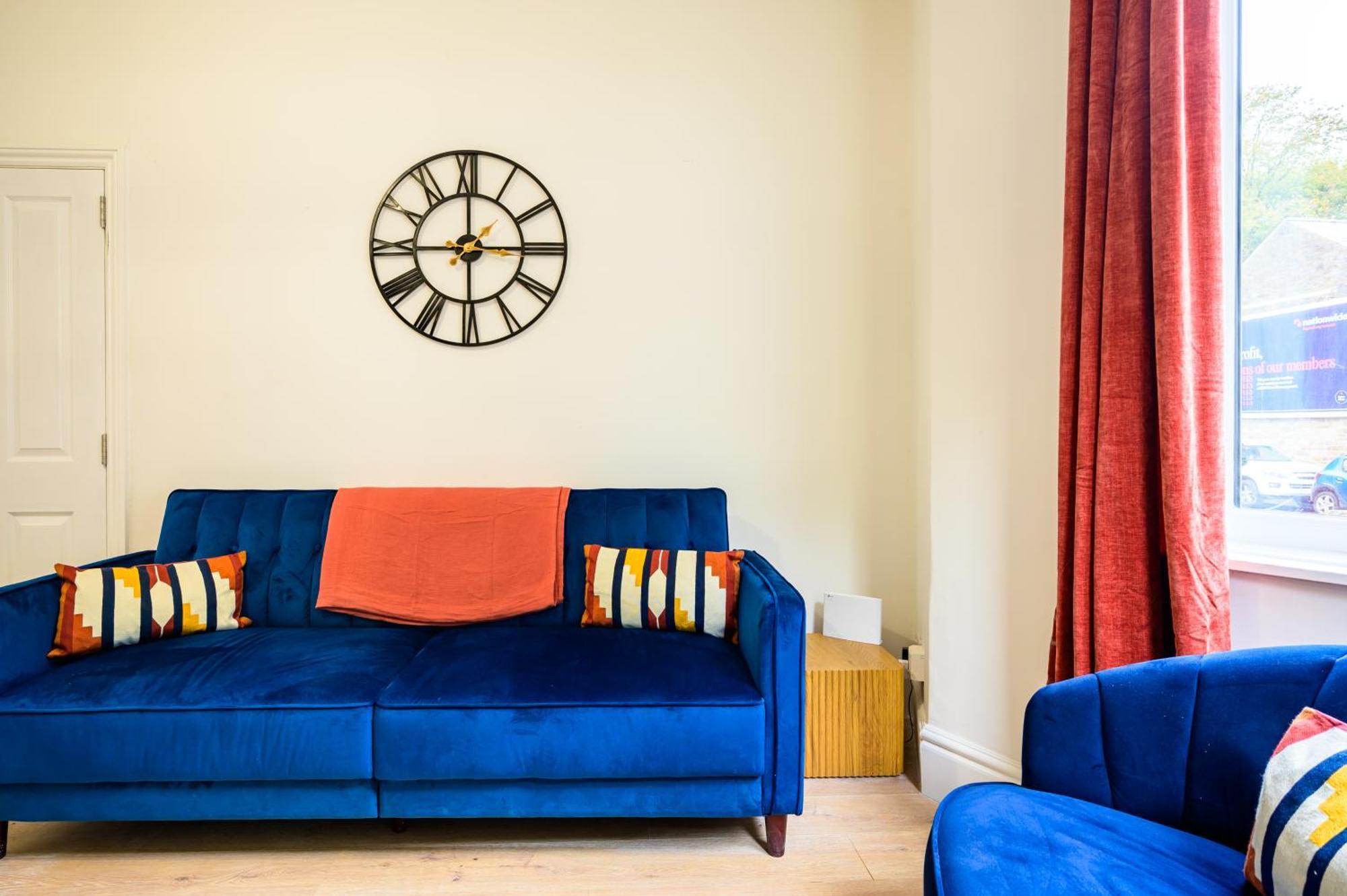 Вилла Stunning House Sleeps 7 - Parking Бакстон Экстерьер фото